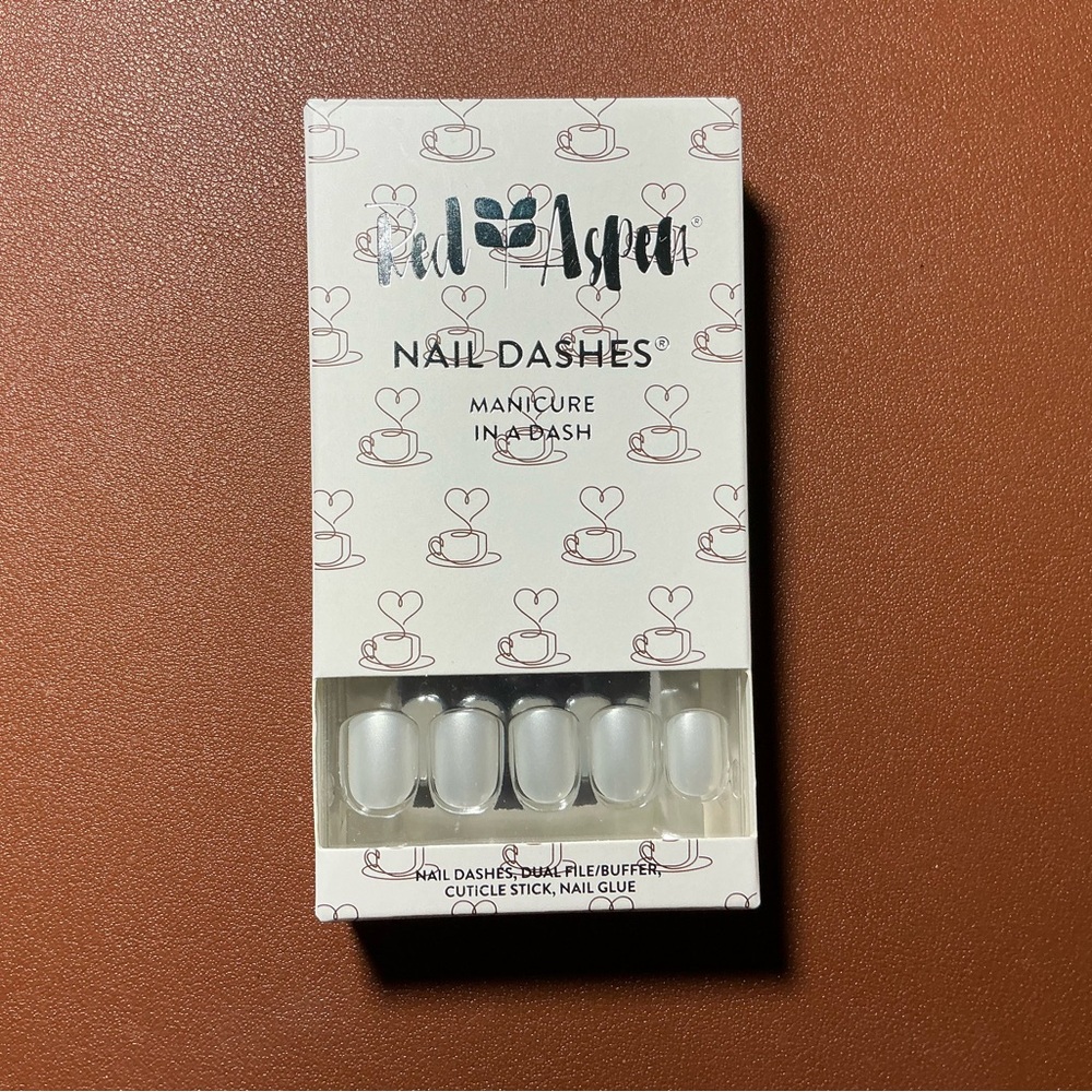 Berkley's Breve Nail Dash